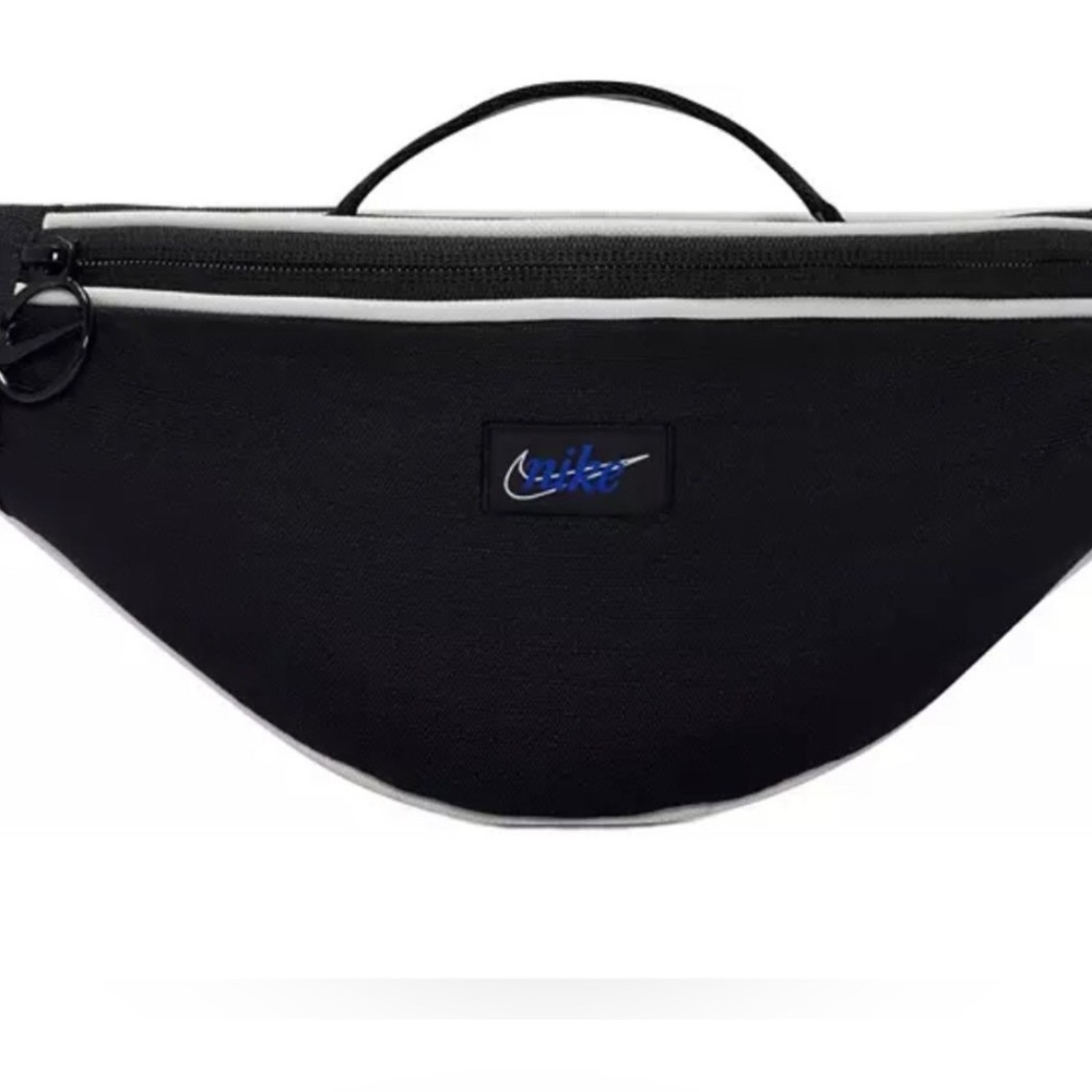 Nike heritage retro Fanny pack belt bag - Picture 2 of 6